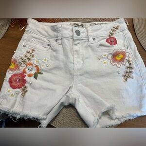 Indigo White Floral Embroidered Women Shorts Size 5